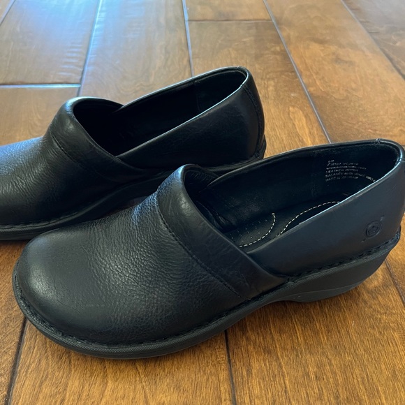 Born Toby Duo Black loafers . NWOT comfy cushion . Leather size 6. - Picture 11 of 15